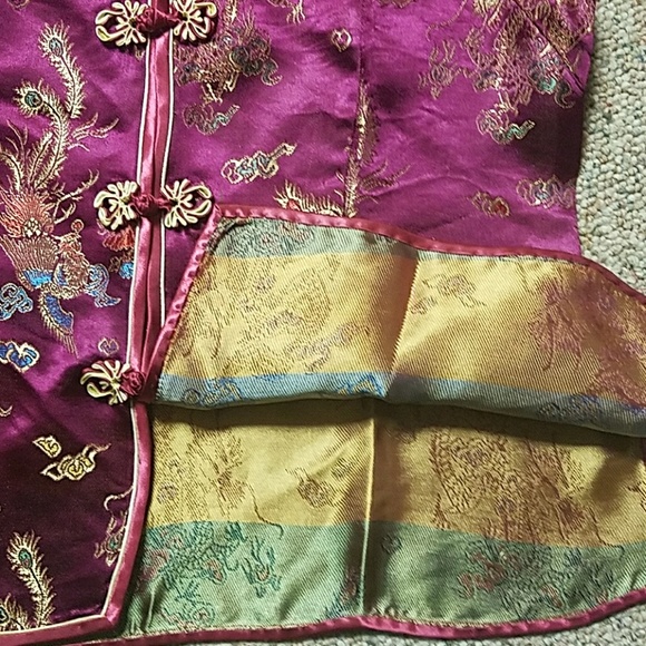 Asian style top. - Picture 5 of 7